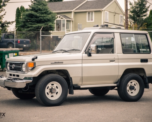 This is a low miles 1990s Land Cruiser 70 Serires HZJ70