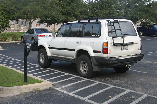 189998024-M.jpg