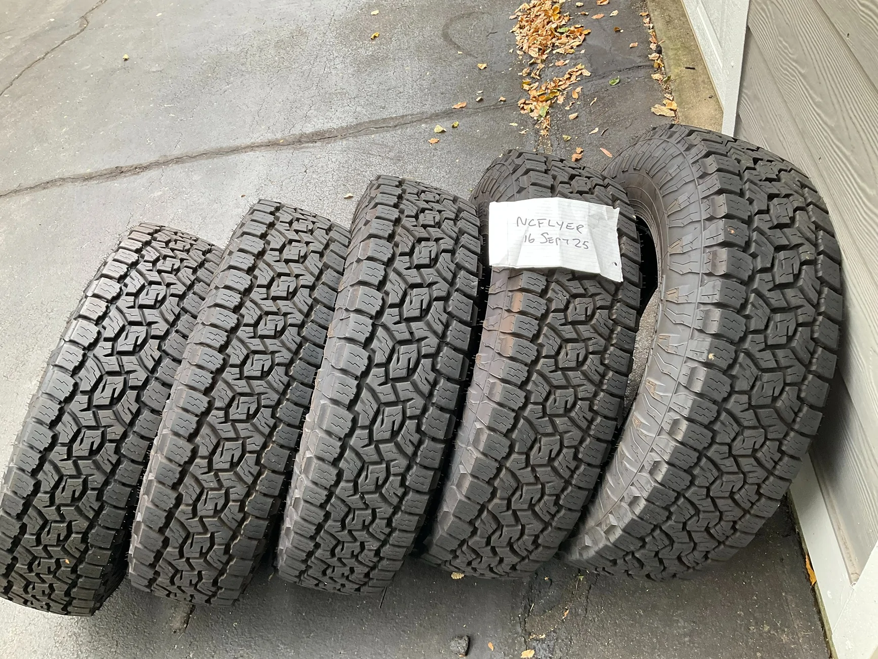 Jeep Wrangler JL Toyo ATIII 255/80/17 x 5 IMG_0474