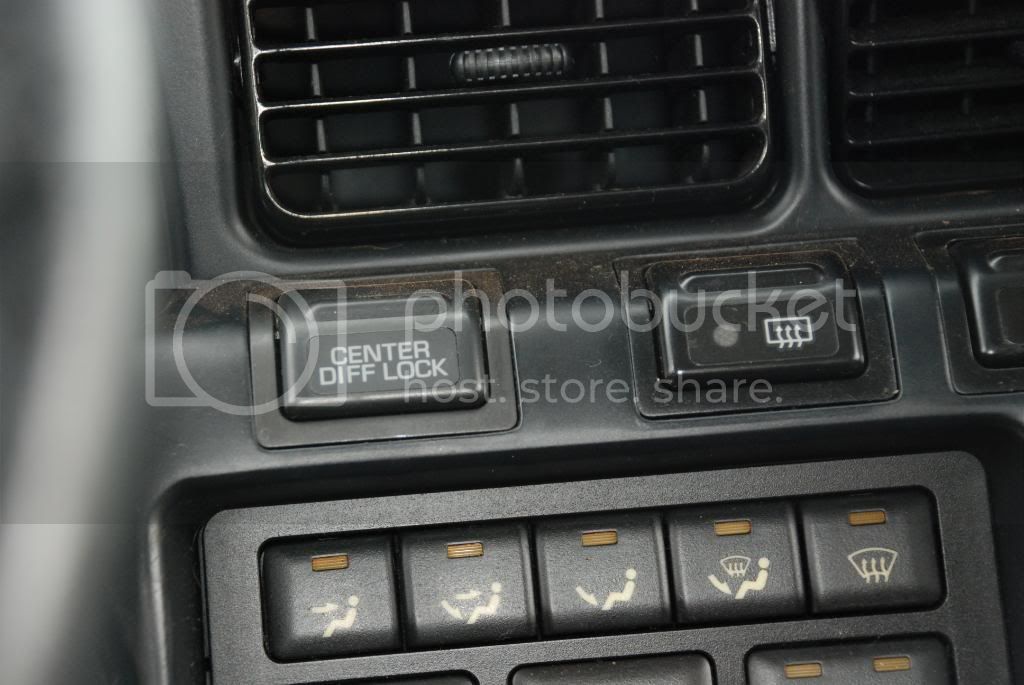 landcruiser016.jpg