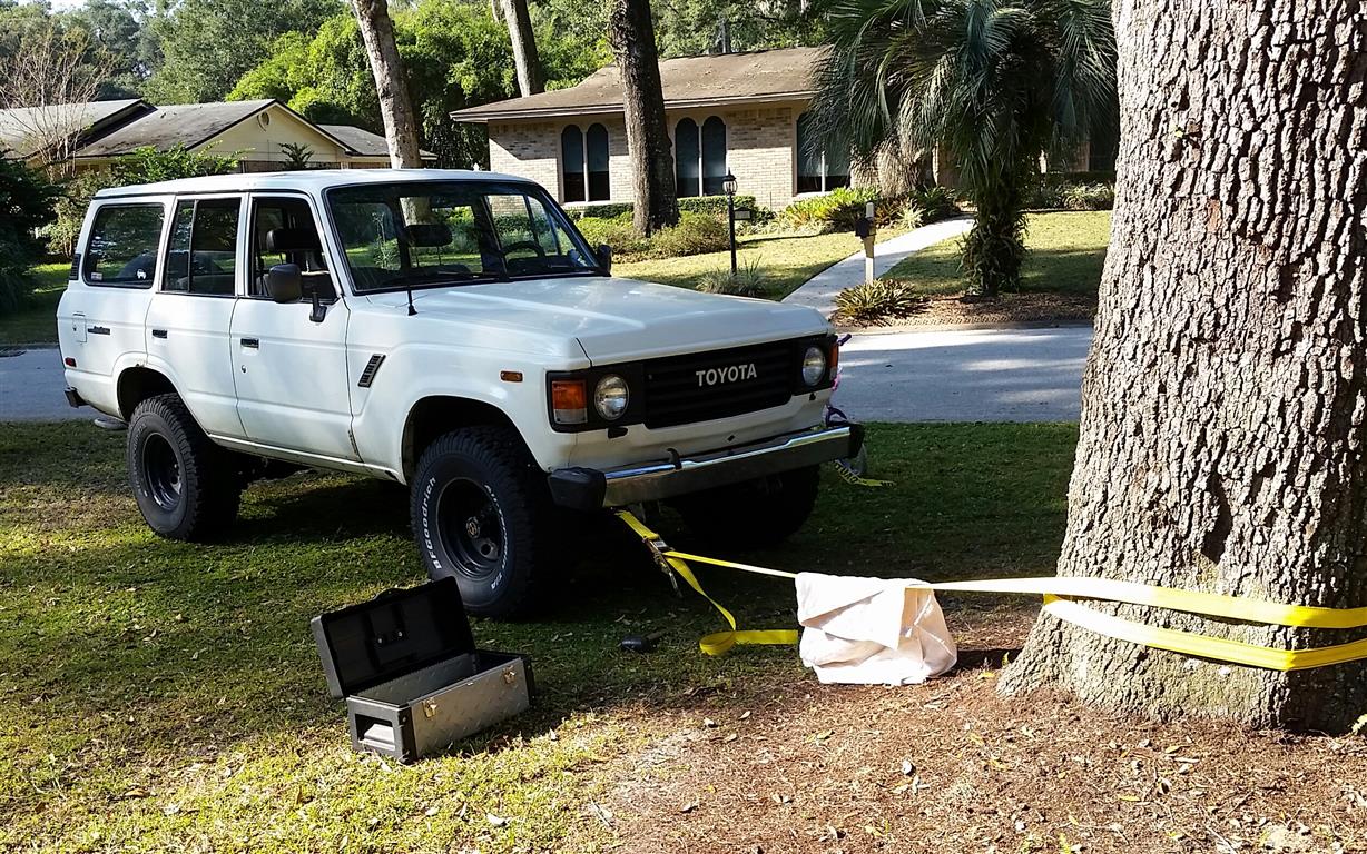 06--FJ60-bumper-straightening.jpg