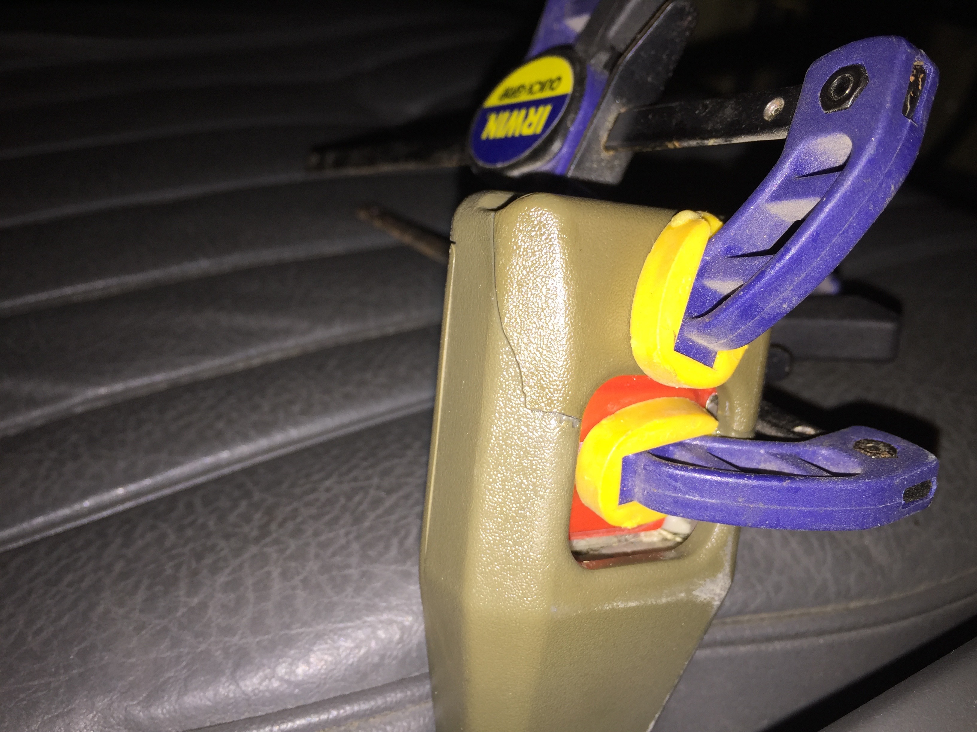 fj40-sbelt.jpg