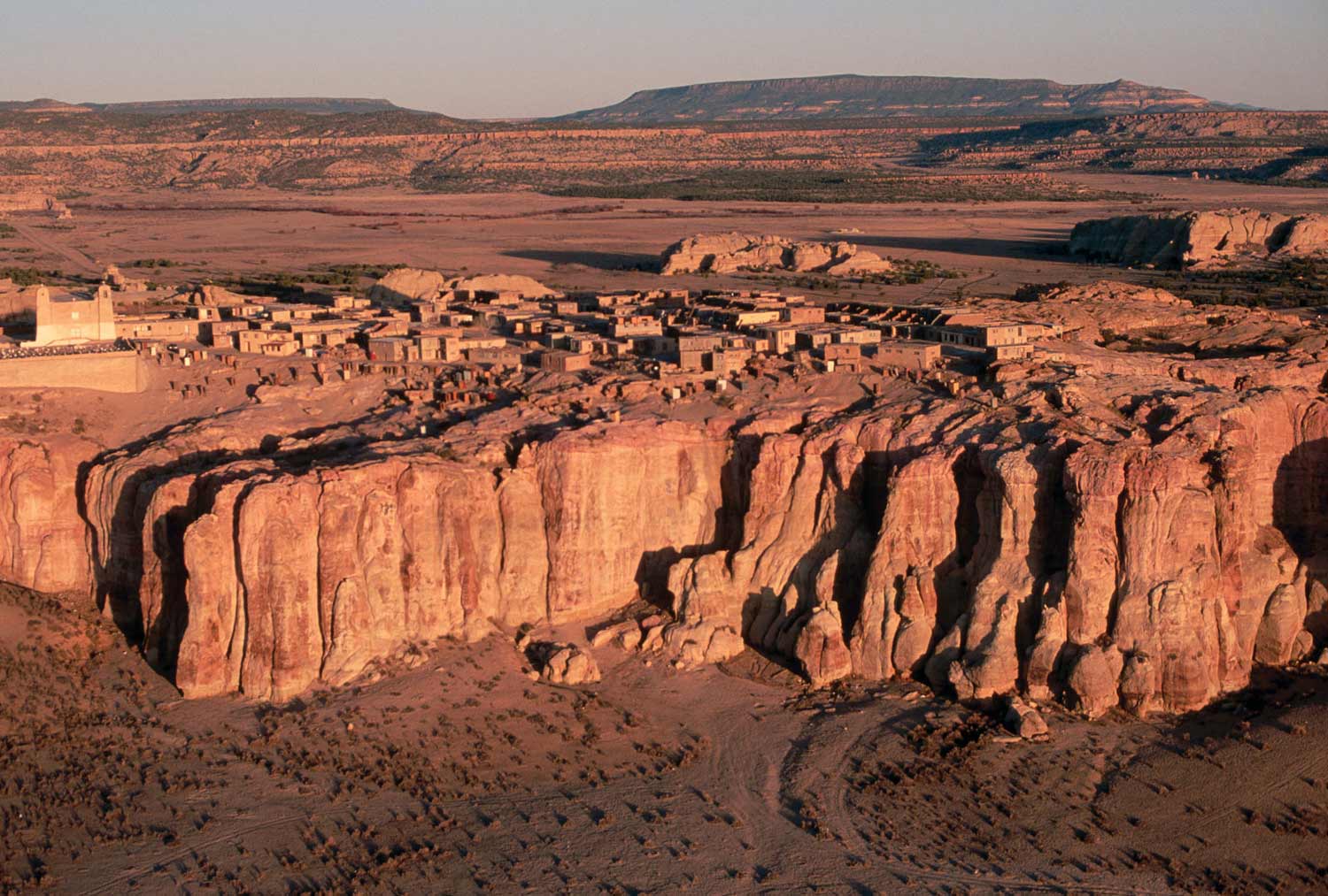 valley05.jpg