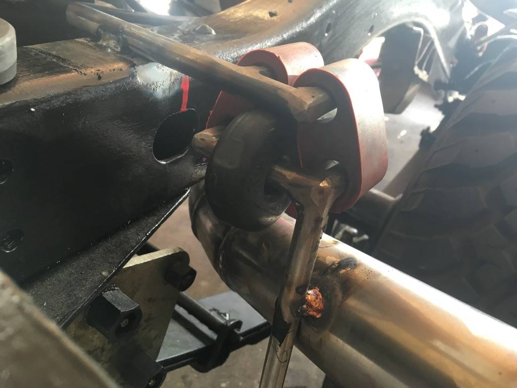 Exhaust%20Hangers%2027_zps7euyln6o.jpg