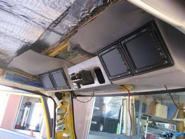 oh_center_console002.jpg