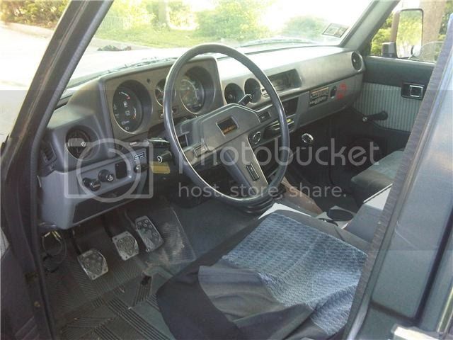FJ60Interior_zpsd506d97b.jpg
