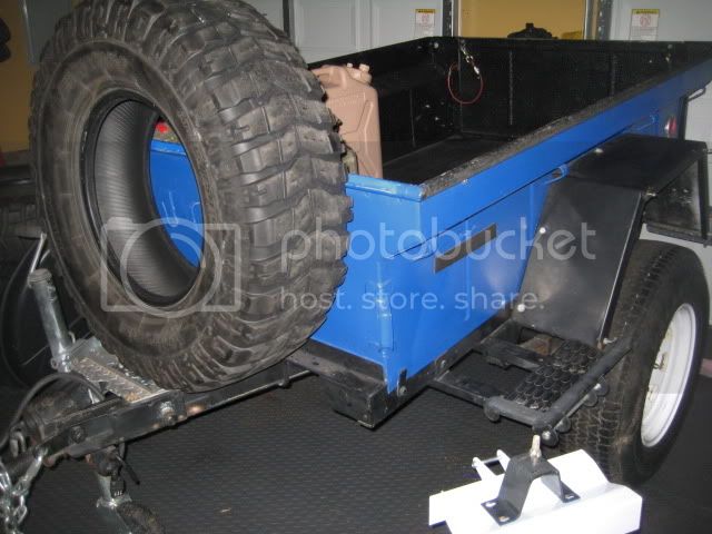 sparetiremount007.jpg