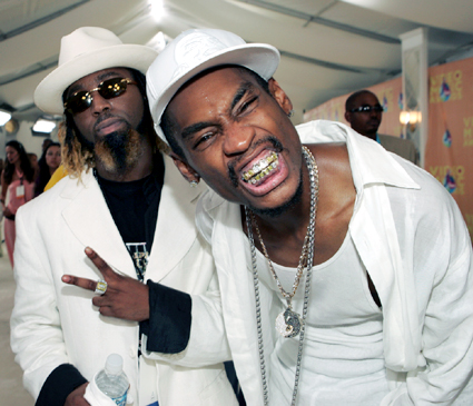 ying-yang-twins.jpg