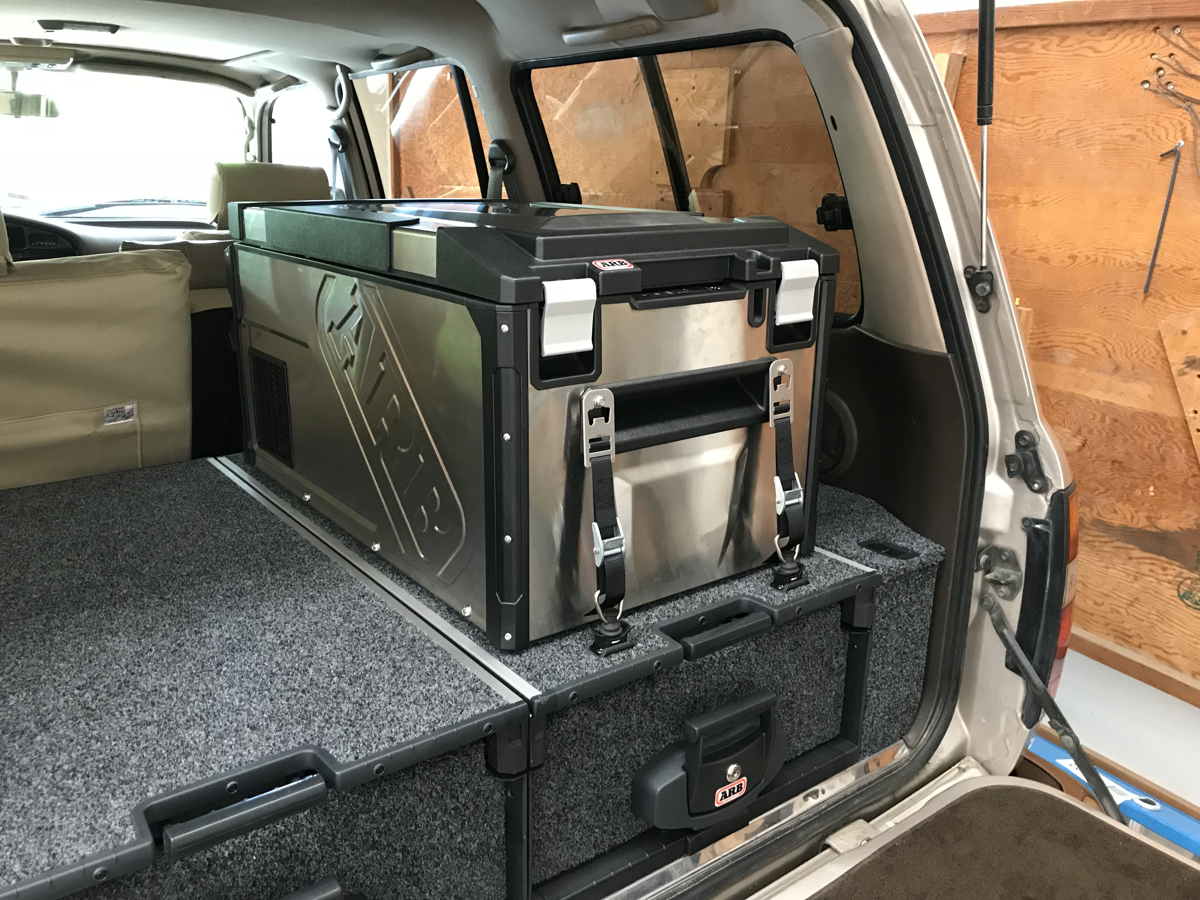 Land-Cruiser-3.jpg