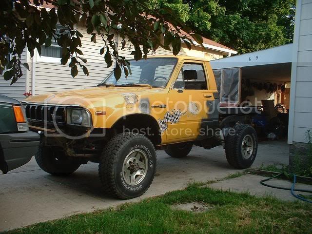 toyotapickup.jpg
