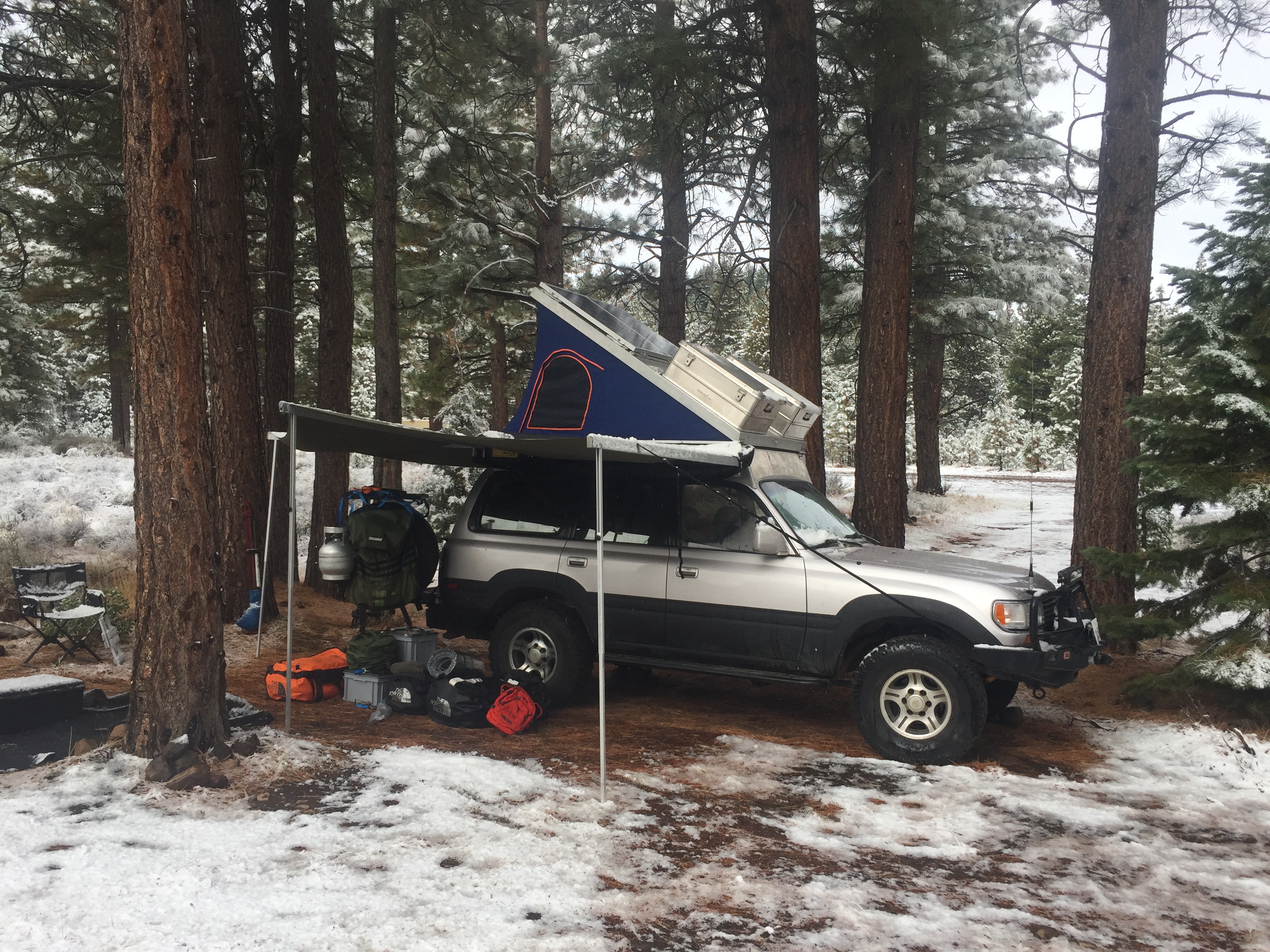 camping_tahoe_snow.JPG