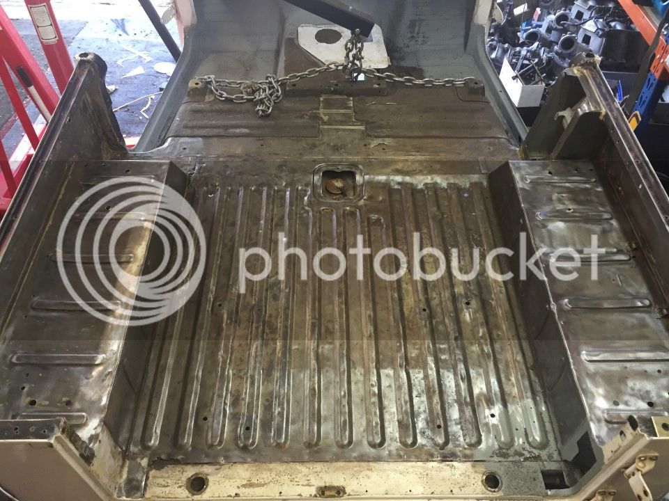 Tub%20Rear%2003_zpsf7rcsynk.jpg