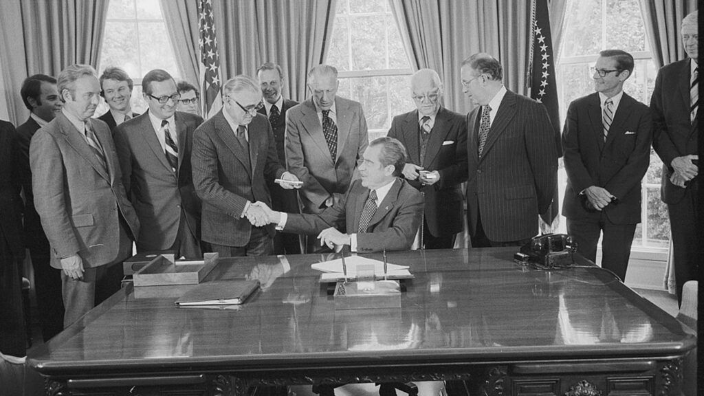 nixon-signing-1024x576.jpg