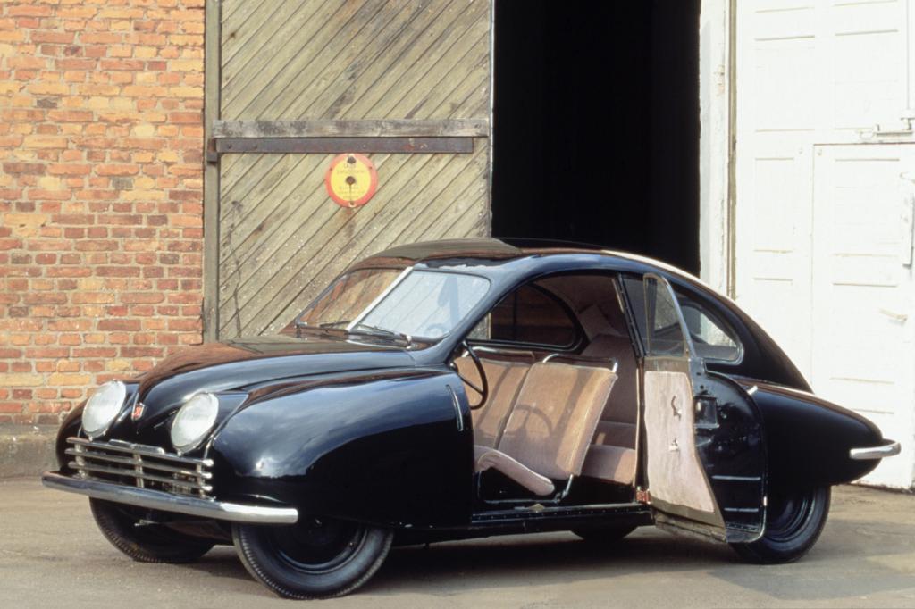 Saab-92-Prototyp-Ursaab-1947-778l.jpg