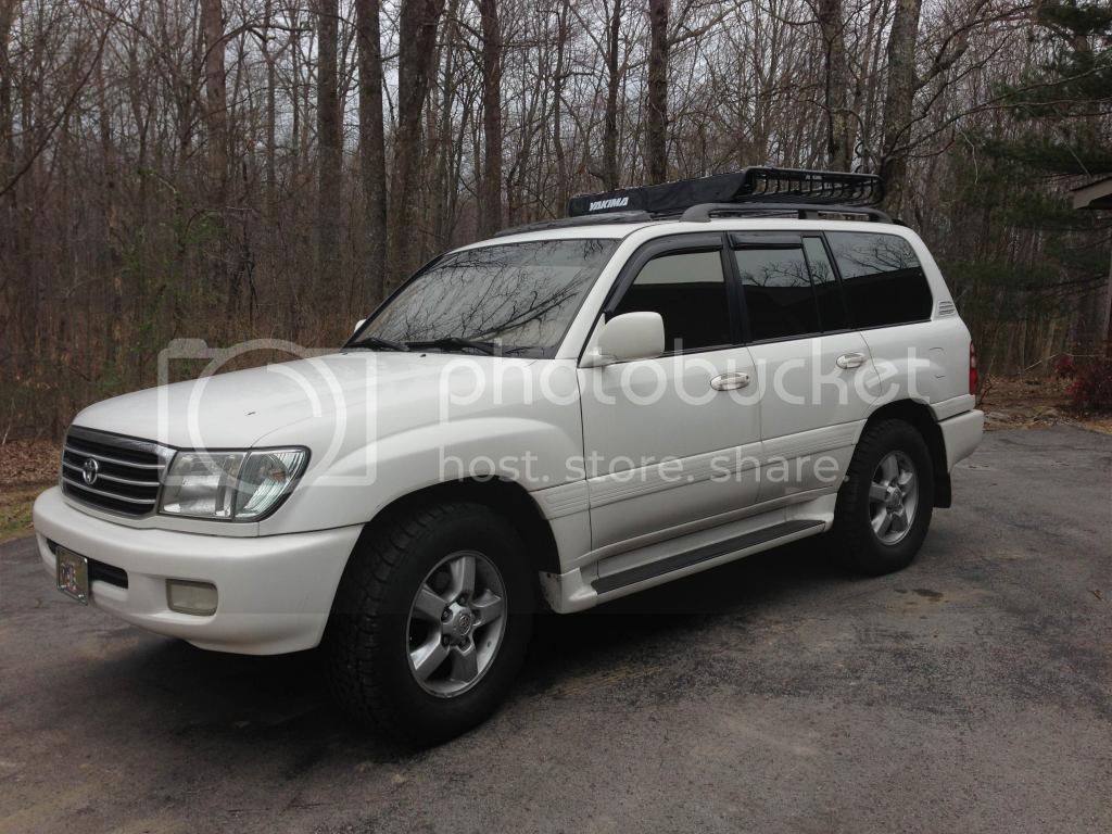 Ленд крузер 2000 годов. Toyota Land Cruiser 100. Toyota Land Cruiser 2000. Land Cruiser 100 2000. Land Cruiser 100 белый.