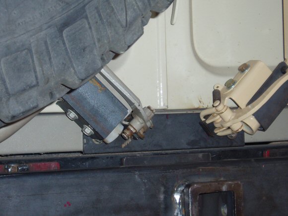 latch3small.jpg