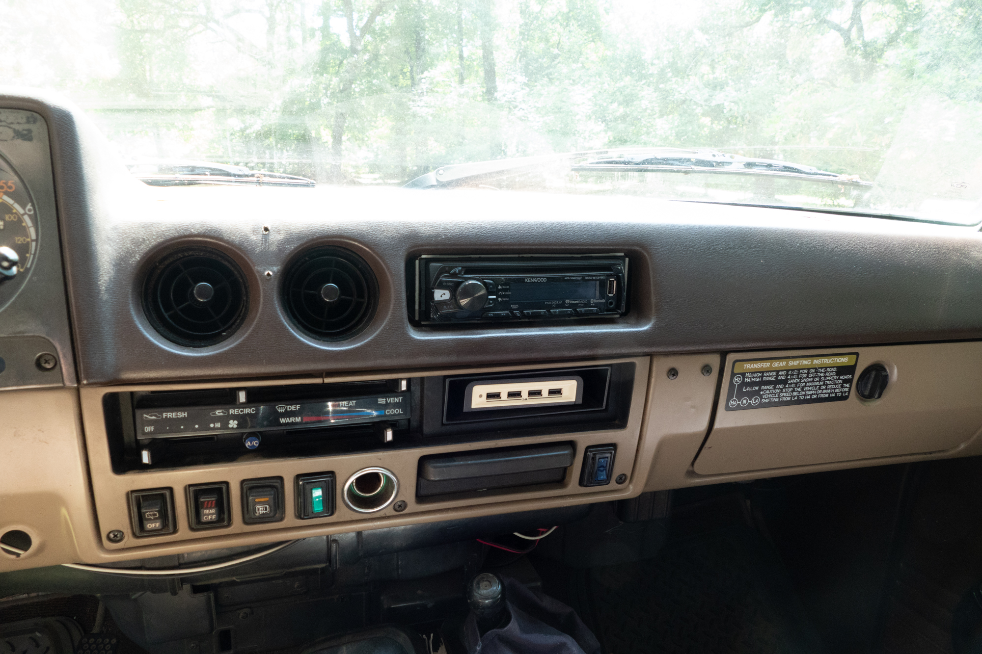 FJ60-19.jpg