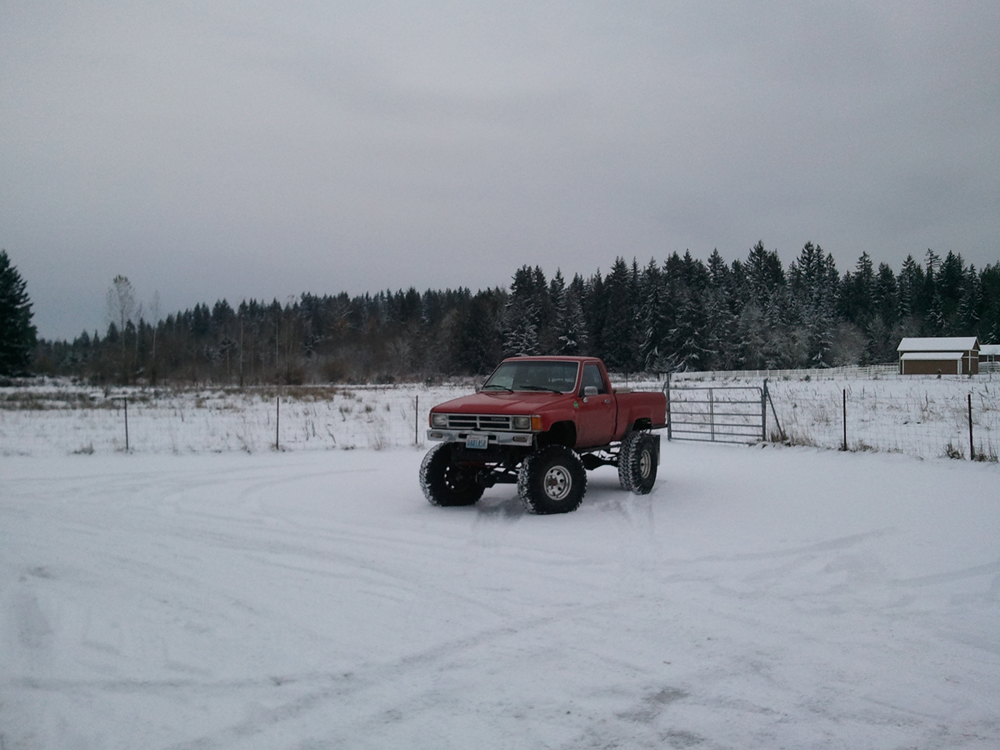 truck_snow.jpg