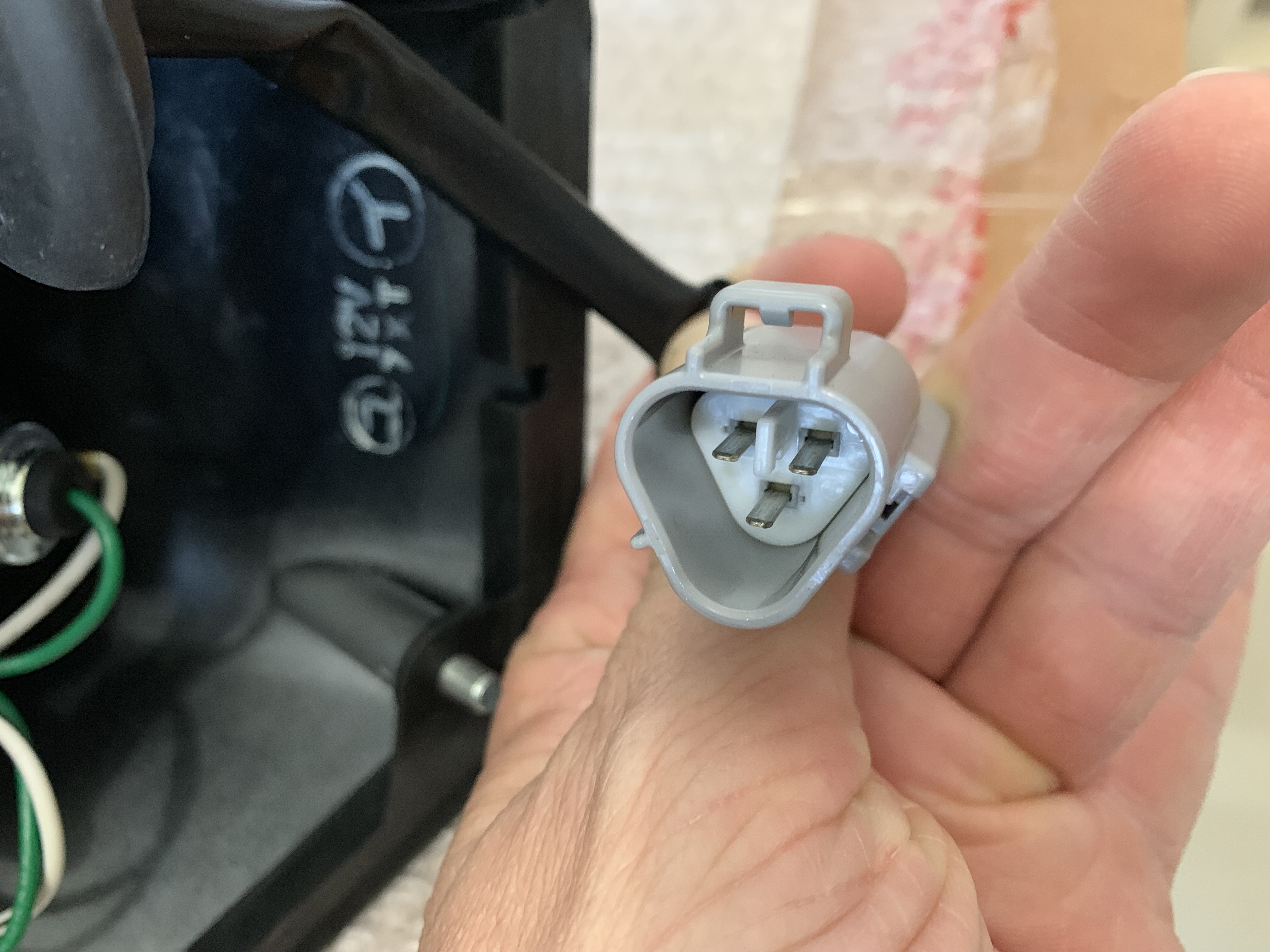 183newplug.jpg