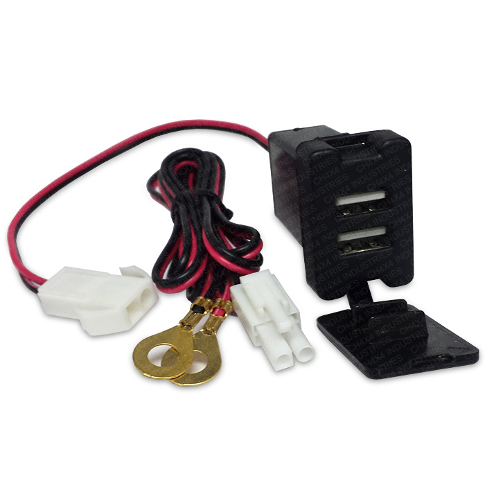 Toyota-S-USB-Power-Socket-AngleOpen.jpg