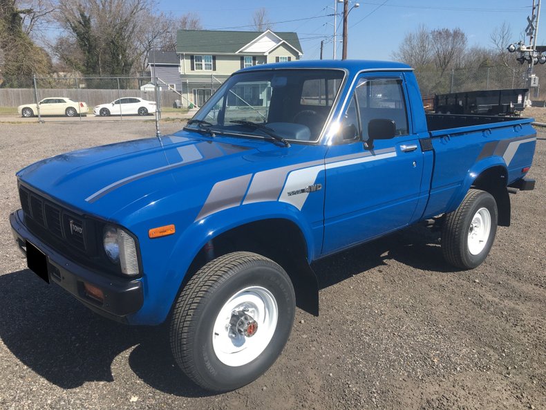 1981-toyota-deluxe