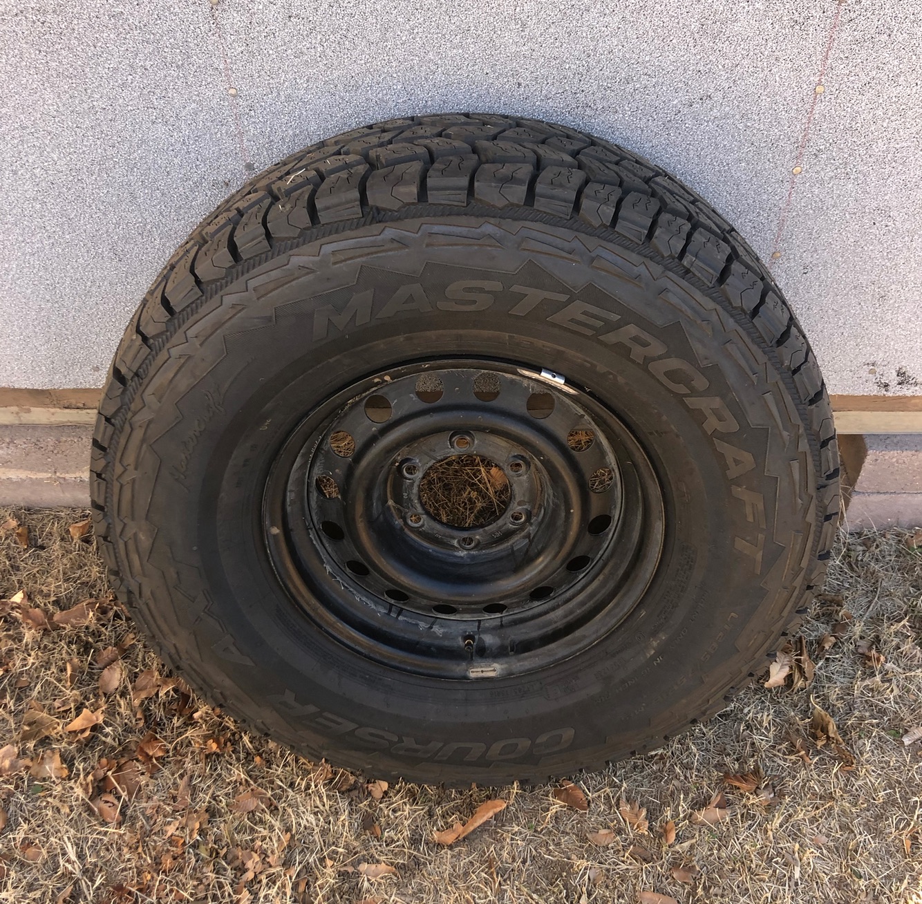 fj60_tire.jpg