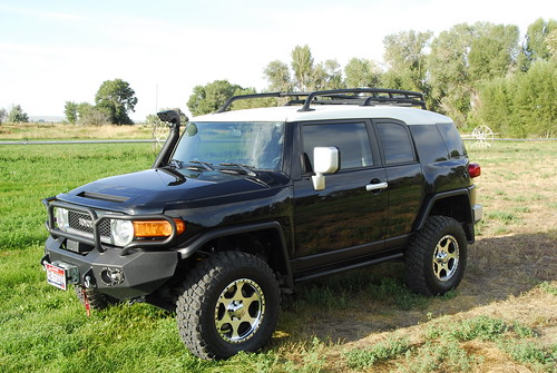 2008 FJ druiser MT6 with 37,500 miles