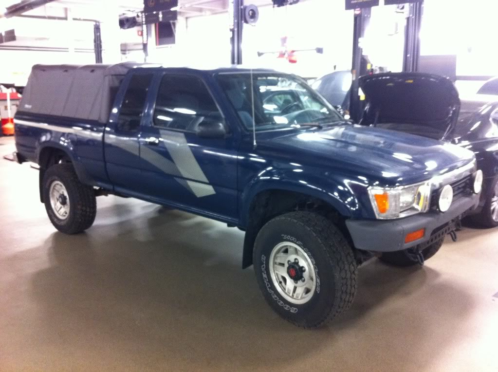 89 Toyota pickup ext cab in MD $4500