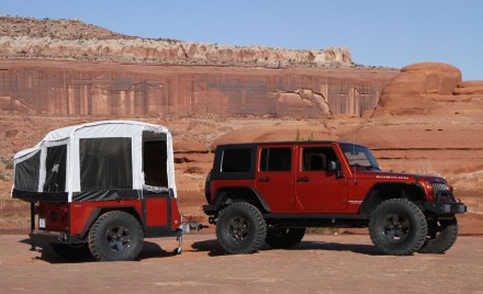 Jeep-Camper-Trailer-3-440x268.jpg