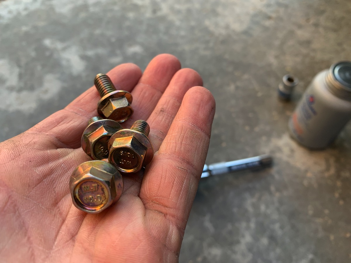 303bolts.jpg