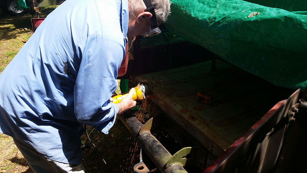 rear-seal-cut-1.jpg