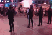 k7EE6PX.gif