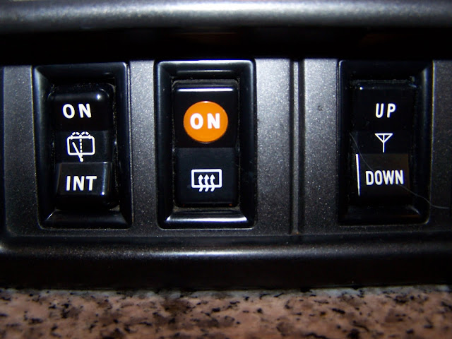 FJ60%201982%20074.JPG