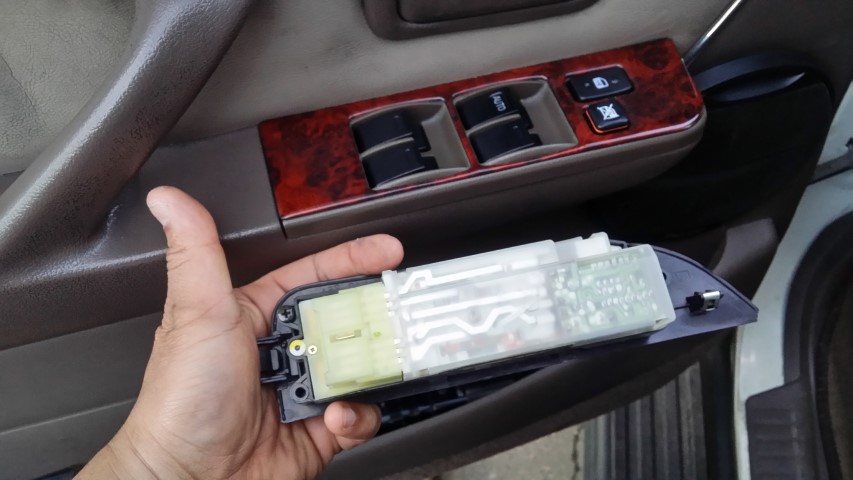 lx450windowswitch2.jpg