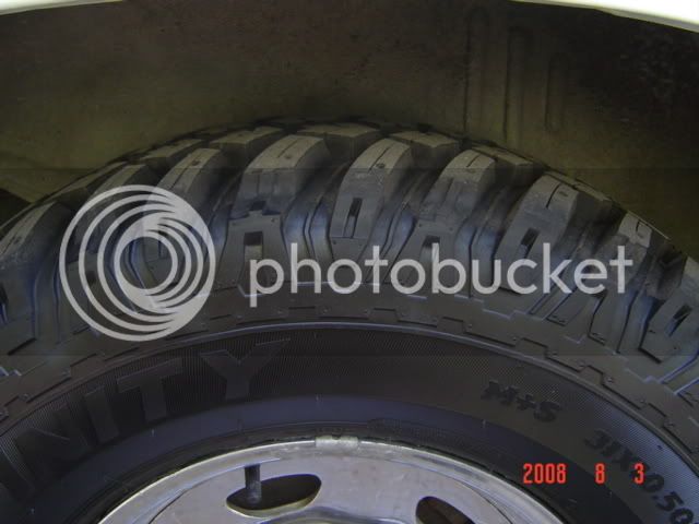 Landcruiser003.jpg