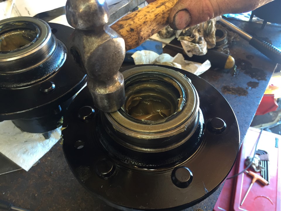 Axle%20Rebuild%2020_zpsdylo1wj5.jpg