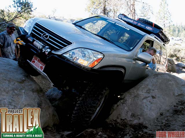 129_0511_01z+lexus_gx470+left_front_view.jpg
