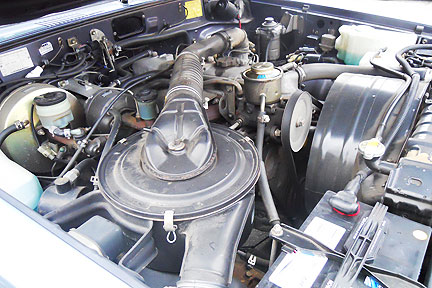 bj61-toyota-diesel-engine-1.jpg