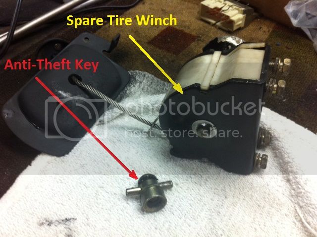 Spare%20Tire%20Winch%20LX470_zpsixdky3bm.jpg