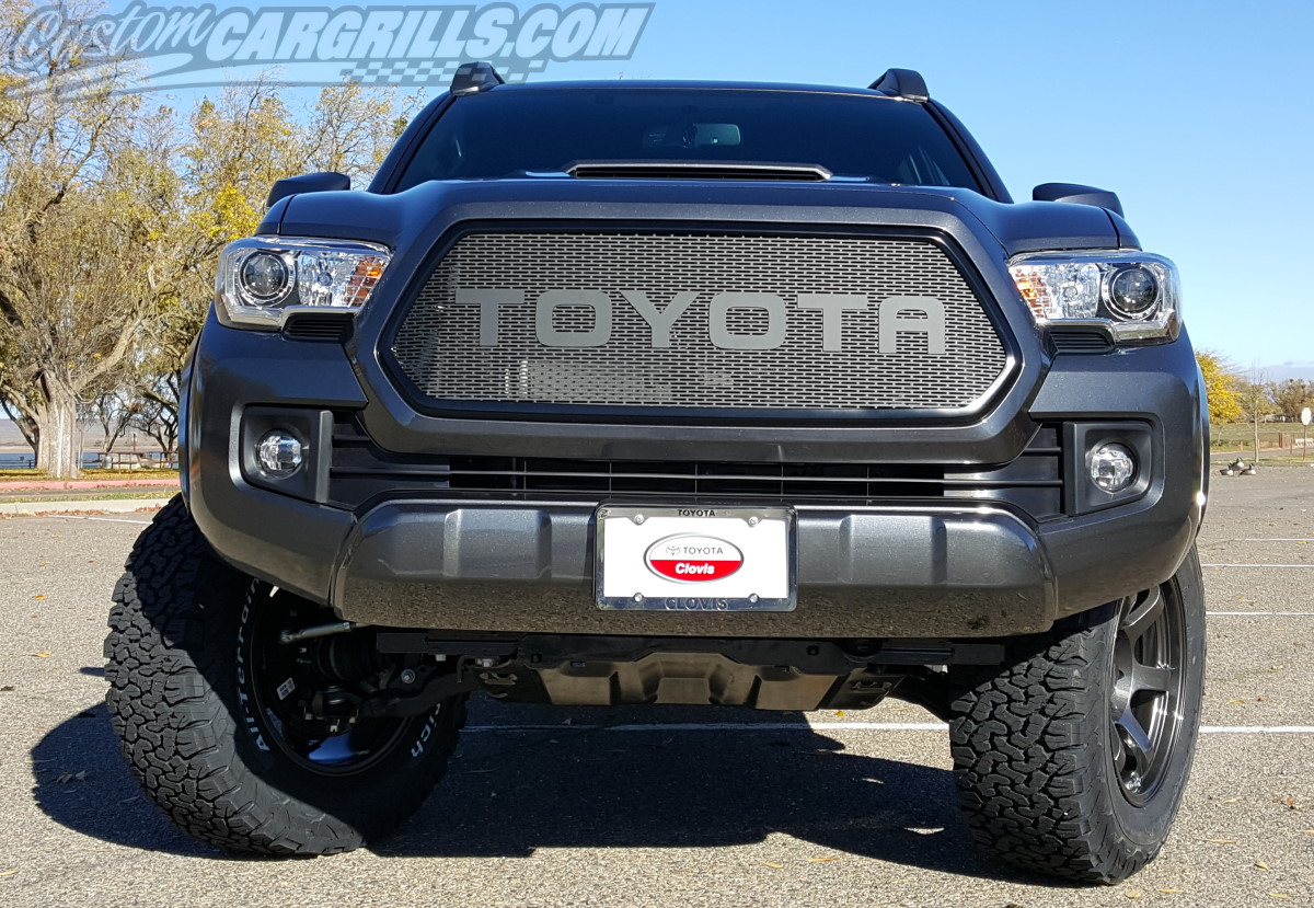 Toyota-Tacoma-2016-Custom-Grill-01.jpg