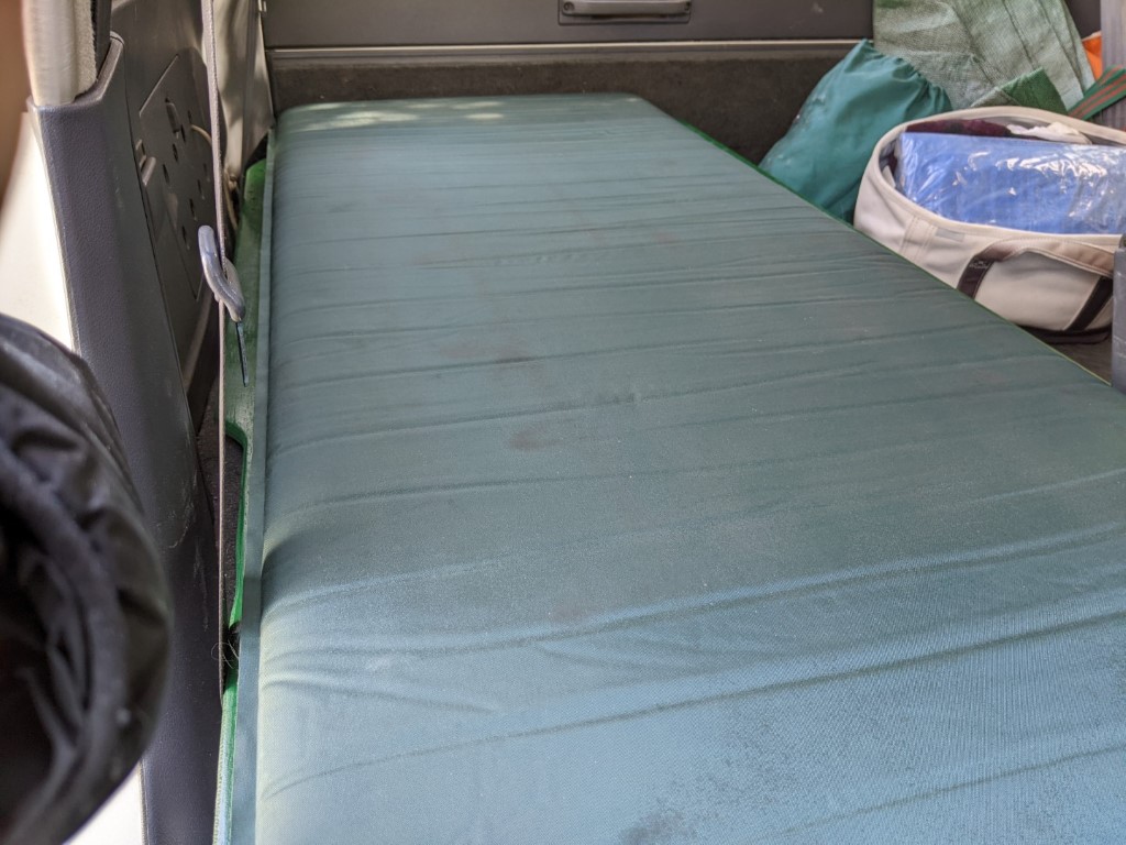 bed_7.jpg