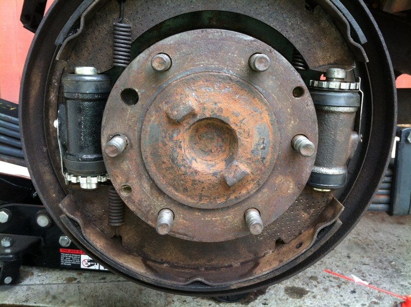 rear brakes done.jpg