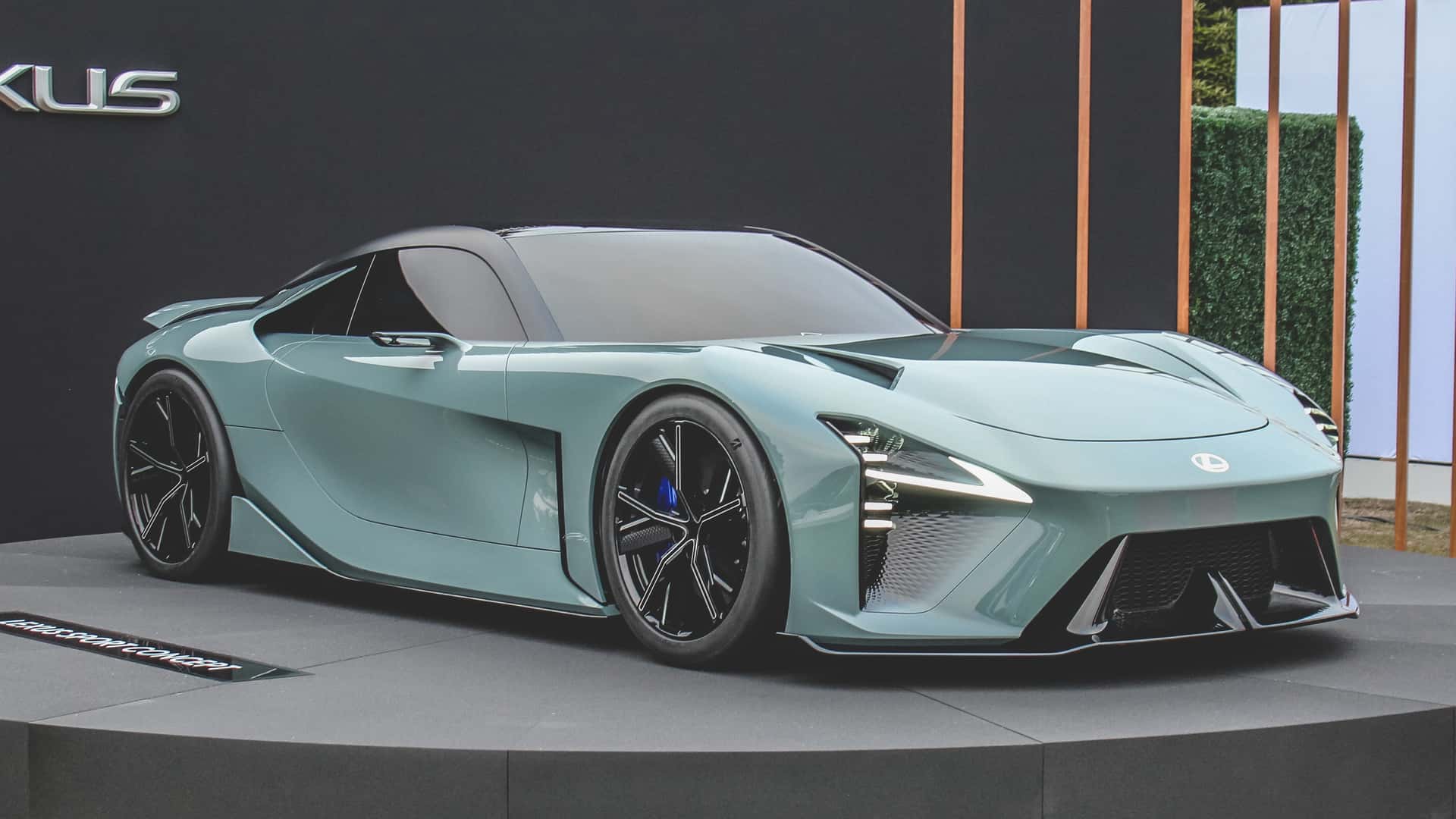 www.motor1.com