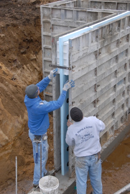 Walls1.jpg