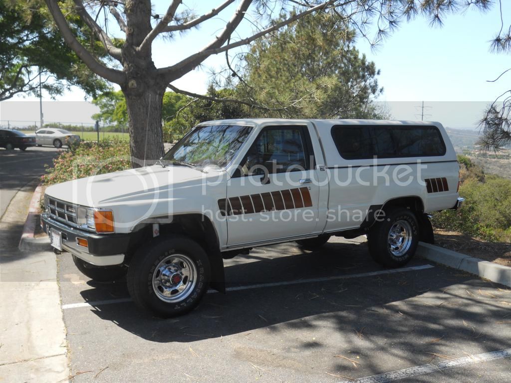 1985 Toyota 4x4 longbed pickup
