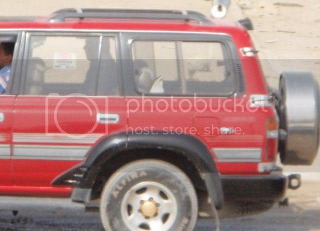 landcruiser3-1.jpg