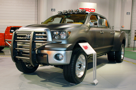 sema07_tundradiesel_450a.jpg