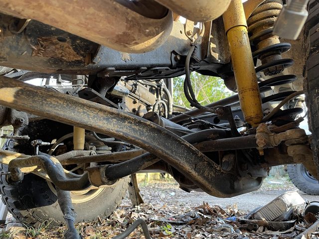 [TN] LOCKED FJ80 rolling chassis for sale. Rust free frame and axles