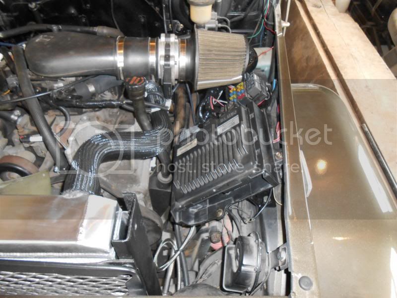 Finishedenginecompartment2_zps35ca8fe0.jpg