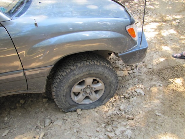 flattire_zps51ddbebb.jpg